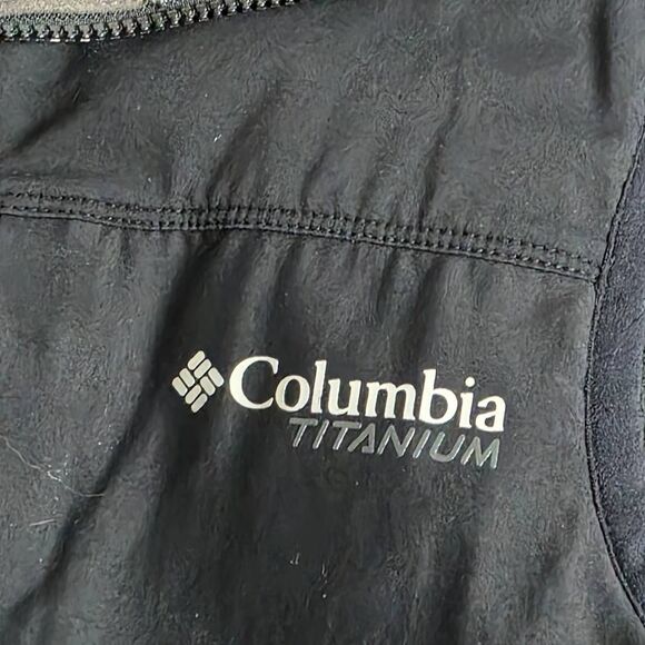 Columbia Titanium Men’s Black Fleece Vest Size M - Picture 6 of 8